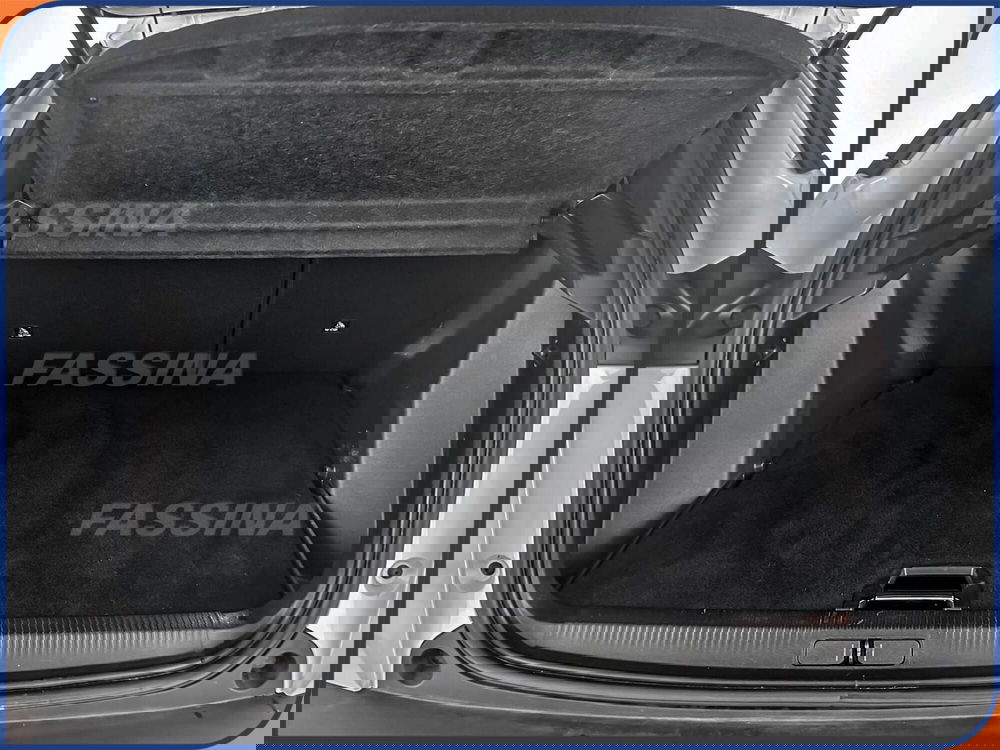 Peugeot 2008 usata a Milano (12)