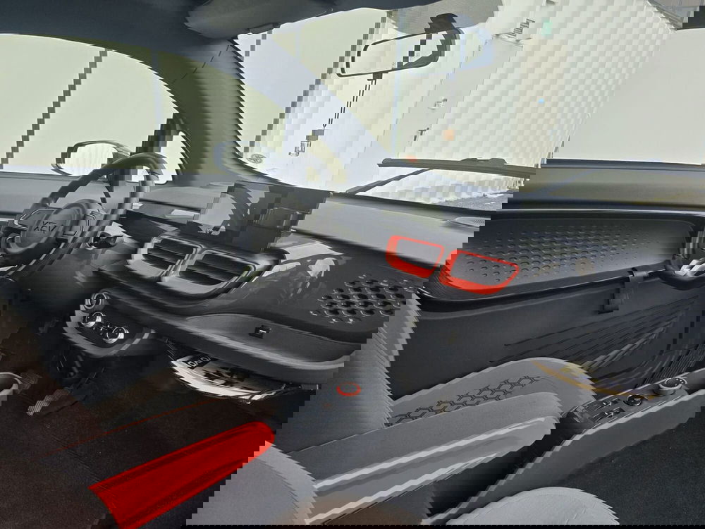 Xev XEV YoYo usata a Massa-Carrara (15)