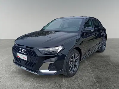 Audi A1 allstreet allstreet 25 TFSI Admired del 2023 usata a Triggiano