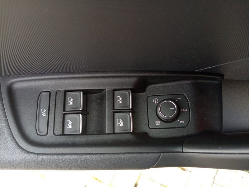 Audi A1 allstreet usata a Bari (17)