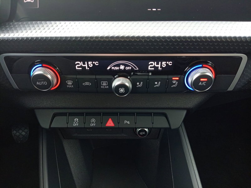 Audi A1 allstreet usata a Bari (8)