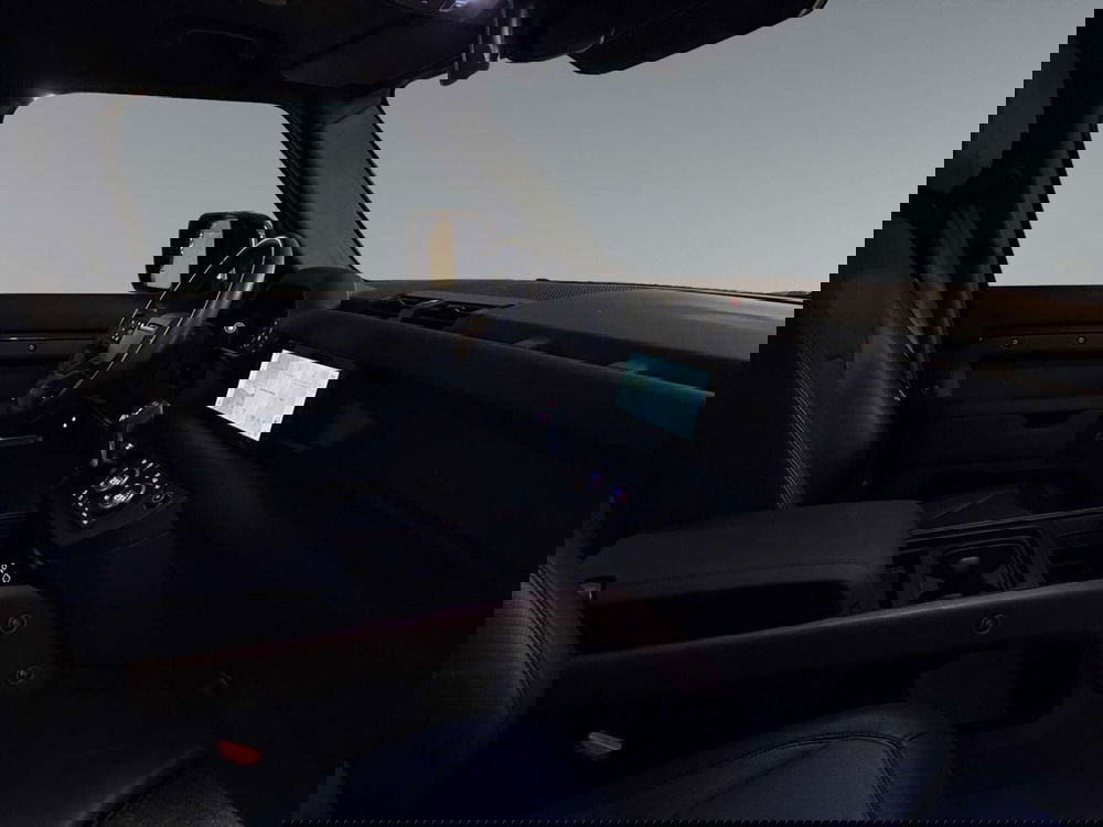 Land Rover Defender usata a Trento (3)