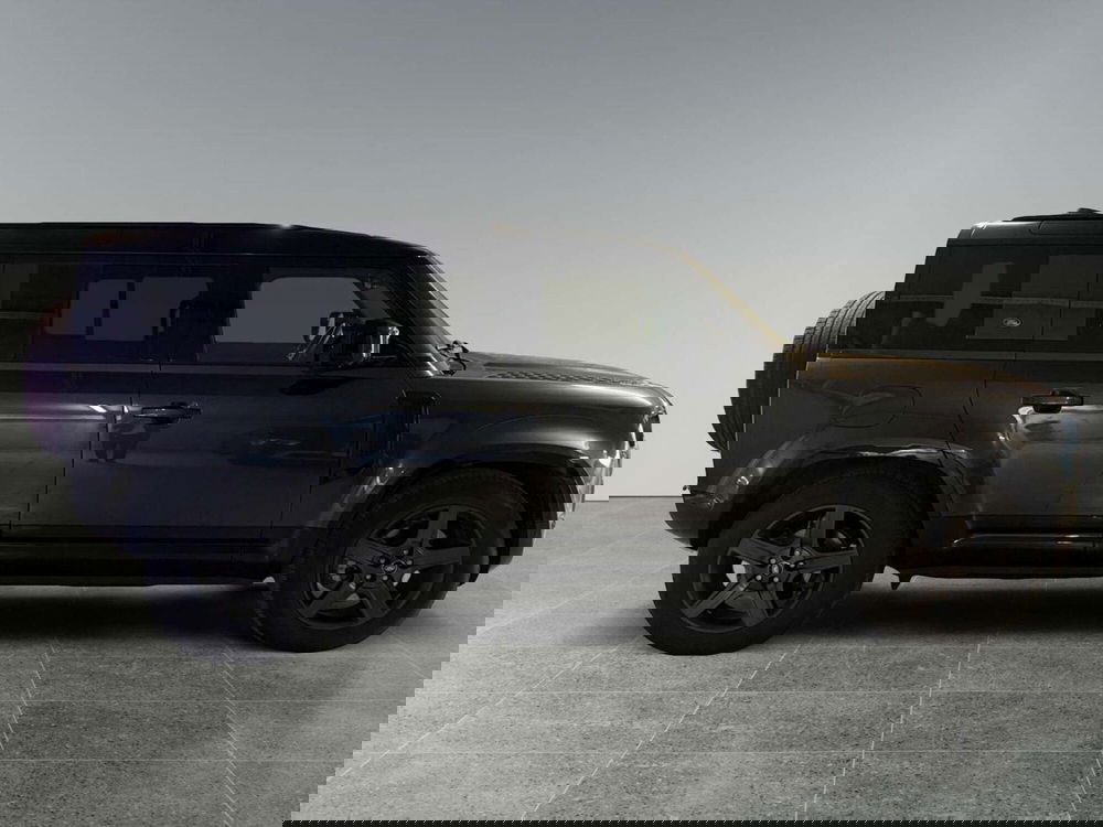 Land Rover Defender usata a Trento (6)