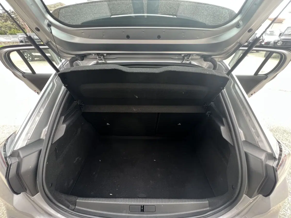 Peugeot 208 usata a Teramo (16)