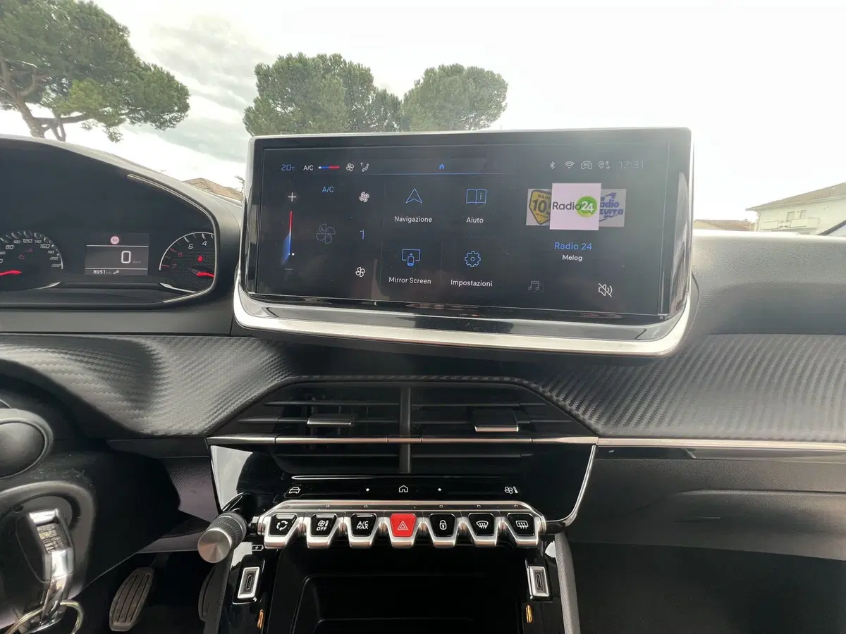Peugeot 208 usata a Teramo (9)
