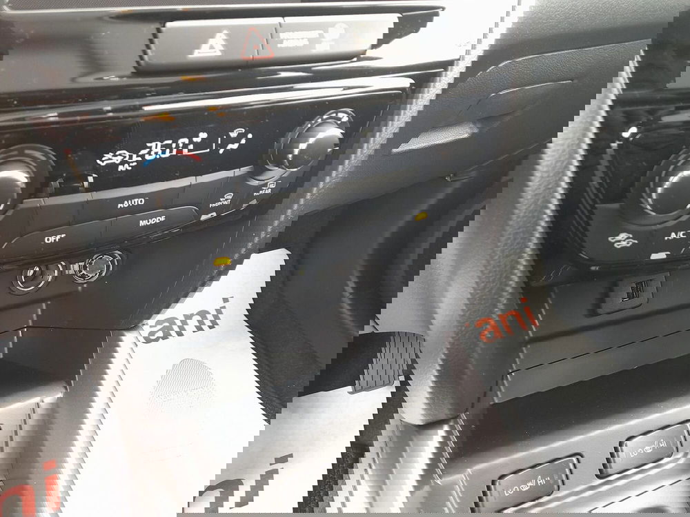 Suzuki Vitara nuova a L'Aquila (13)