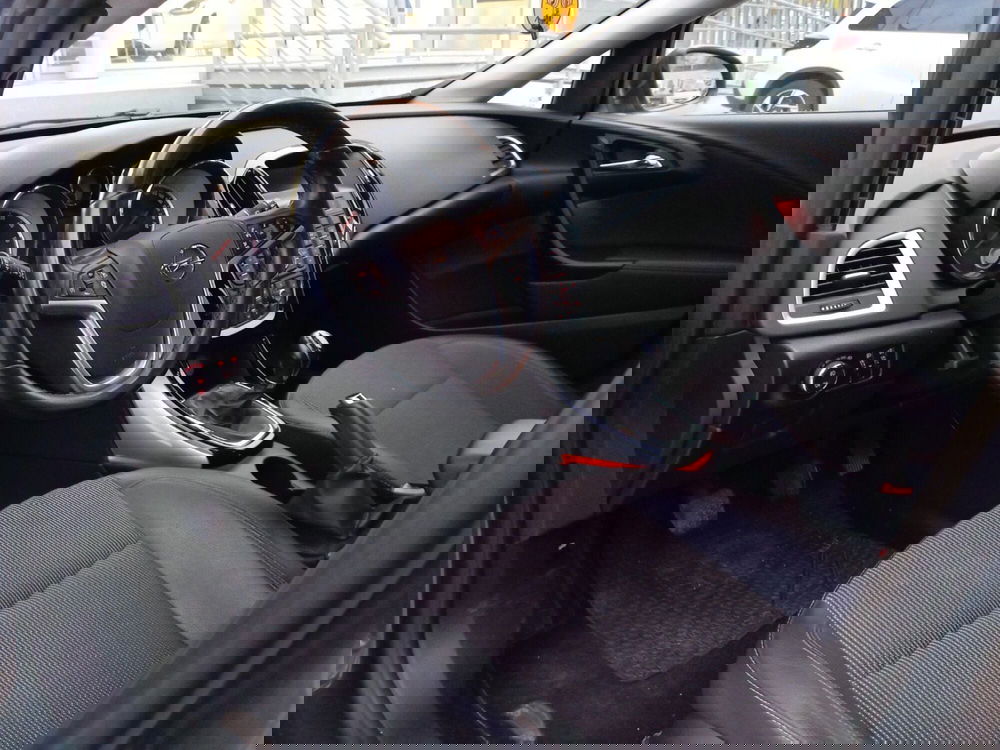 Opel Astra usata a L'Aquila (9)