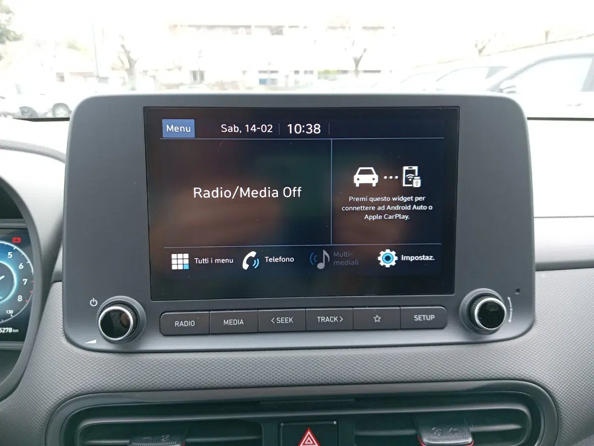 Hyundai Kona usata a L'Aquila (11)