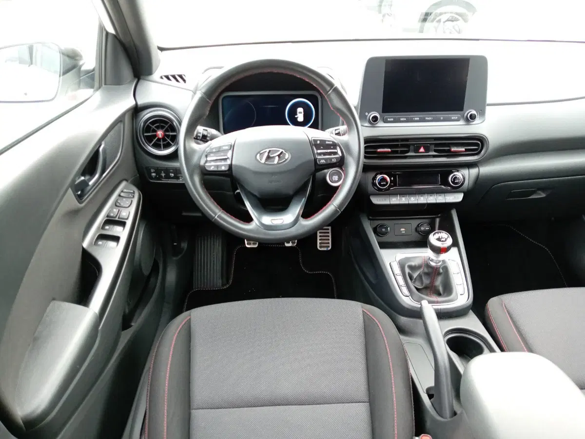 Hyundai Kona usata a L'Aquila (9)