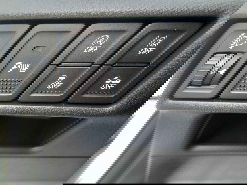 Suzuki S-Cross nuova a L'Aquila (10)