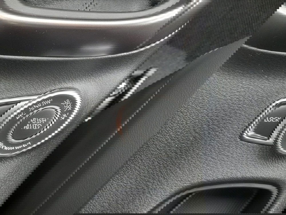 Suzuki S-Cross nuova a L'Aquila (8)