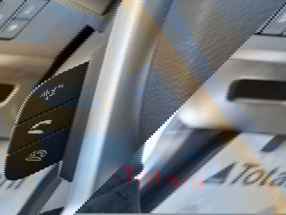 Suzuki Vitara nuova a L'Aquila (11)