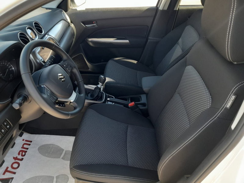Suzuki Vitara nuova a L'Aquila (9)