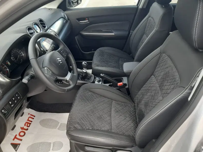 Suzuki Vitara nuova a L'Aquila (5)
