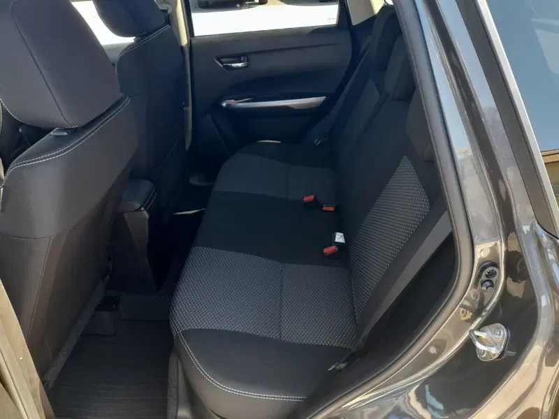 Suzuki Vitara nuova a L'Aquila (12)