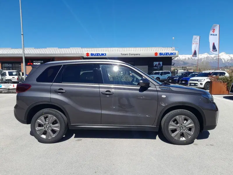 Suzuki Vitara nuova a L'Aquila (19)