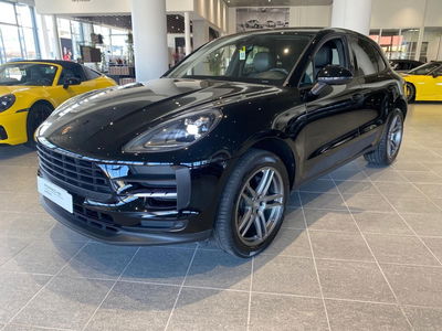 Porsche Macan 2.0 del 2021 usata a Firenze