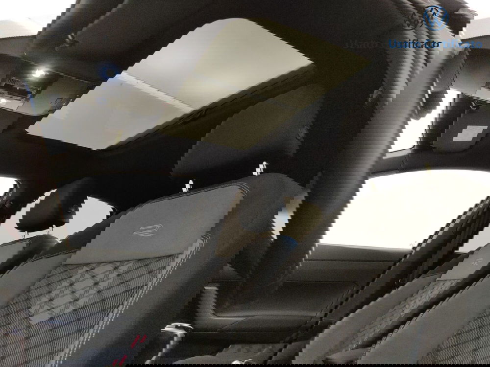 Volkswagen Taigo usata a Varese (13)