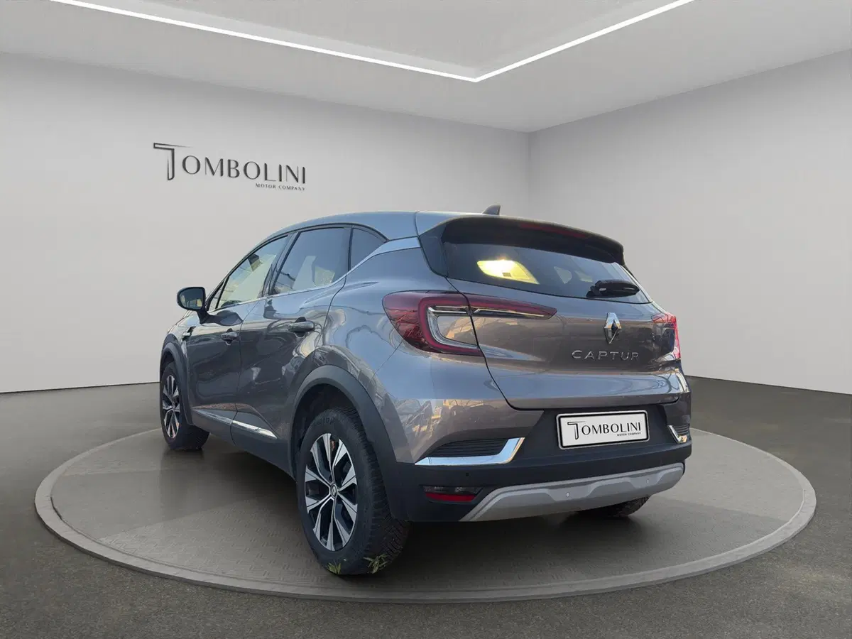 Renault Captur usata a Macerata (9)
