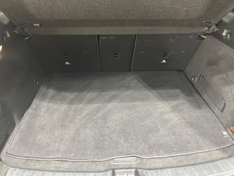 Mercedes-Benz GLA SUV usata a Napoli (10)