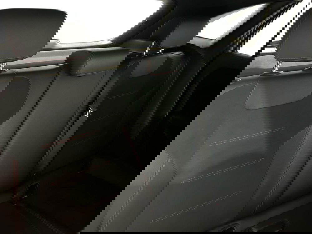 Mercedes-Benz GLA SUV usata a Napoli (17)