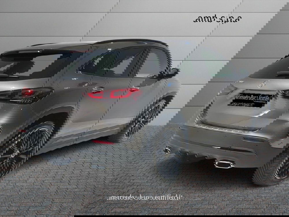 Mercedes-Benz GLA SUV usata a Napoli (2)