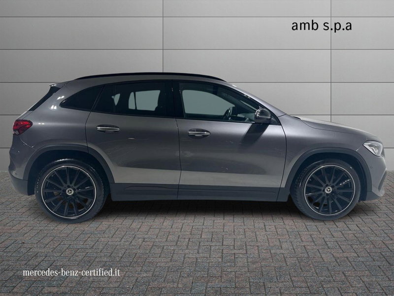 Mercedes-Benz GLA SUV usata a Napoli (5)