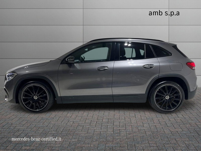 Mercedes-Benz GLA SUV usata a Napoli (6)