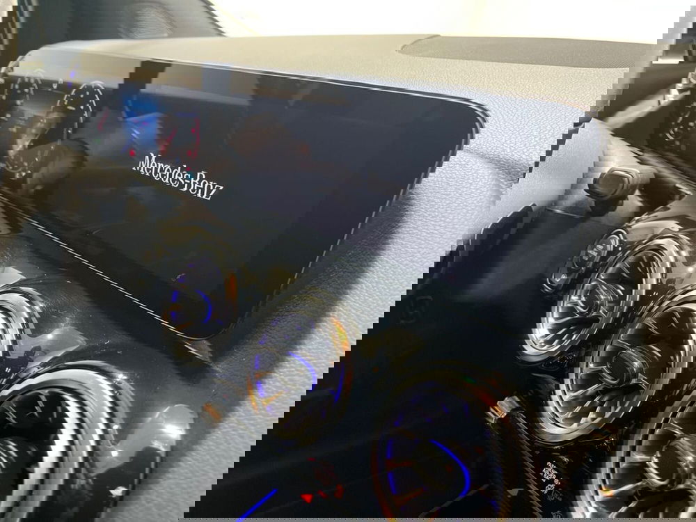 Mercedes-Benz GLA SUV usata a Napoli (12)