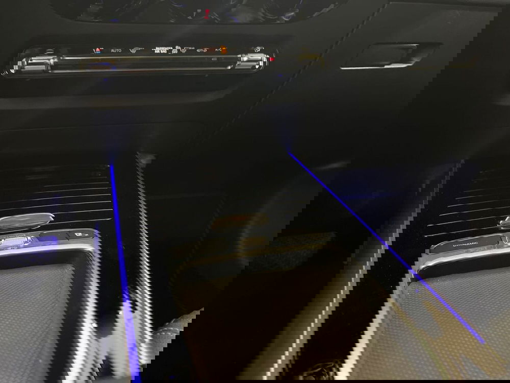 Mercedes-Benz GLA SUV usata a Napoli (14)