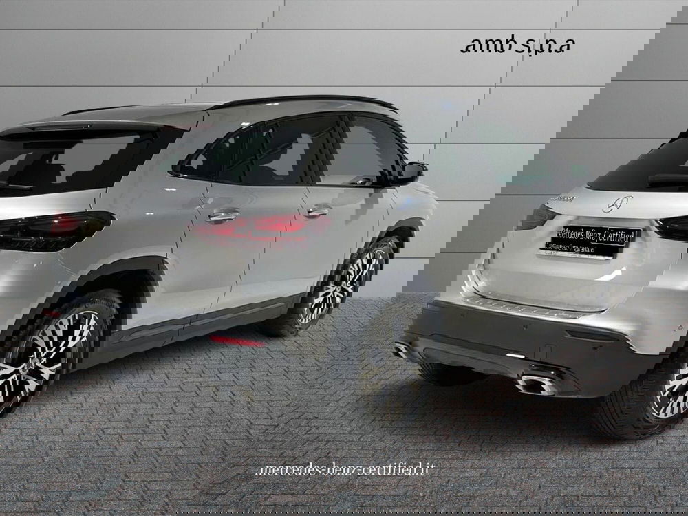 Mercedes-Benz GLA SUV usata a Napoli (2)