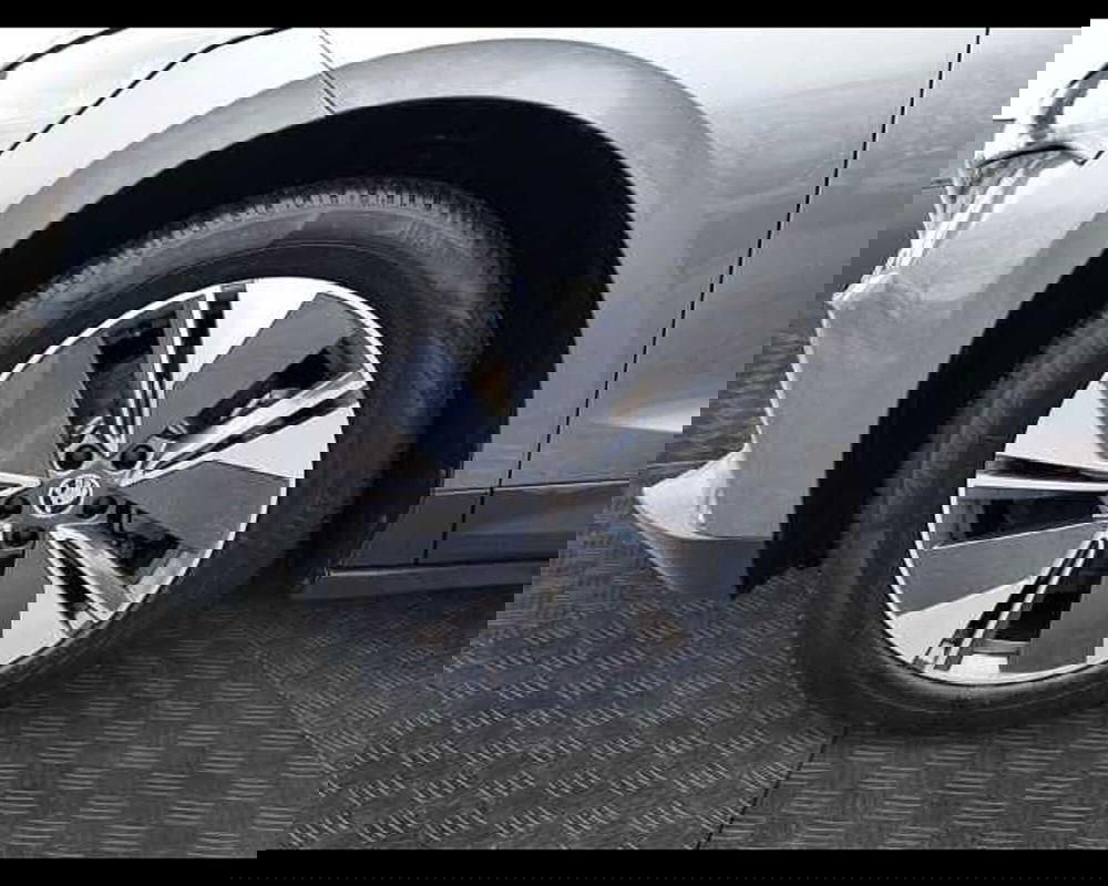 Skoda Enyaq usata a Ravenna (14)