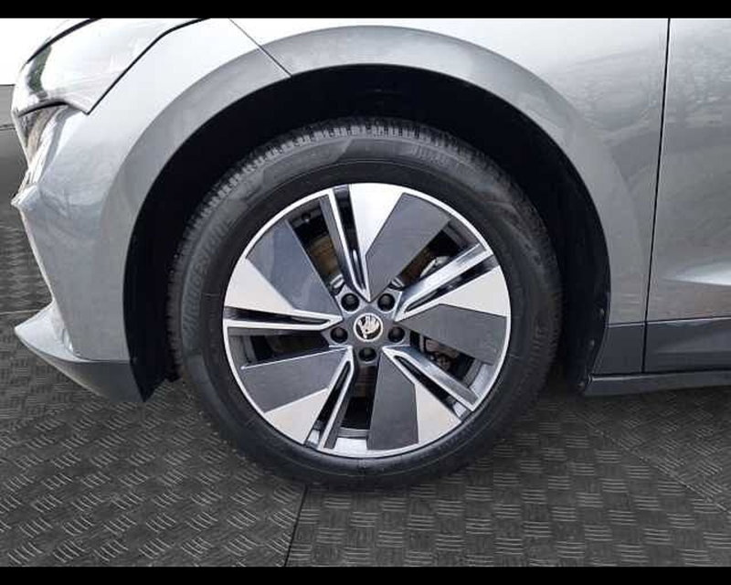 Skoda Enyaq usata a Ravenna (14)