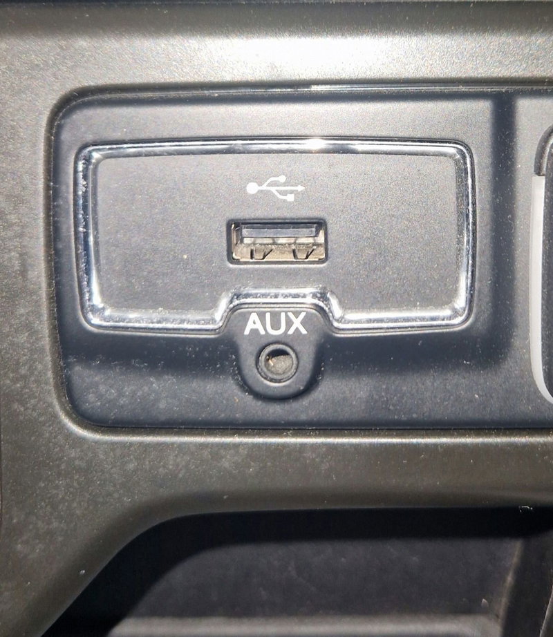 Jeep Renegade usata a Terni (13)