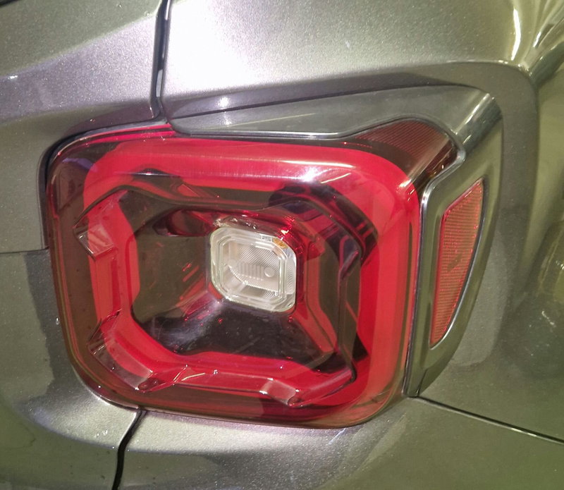 Jeep Renegade usata a Terni (17)