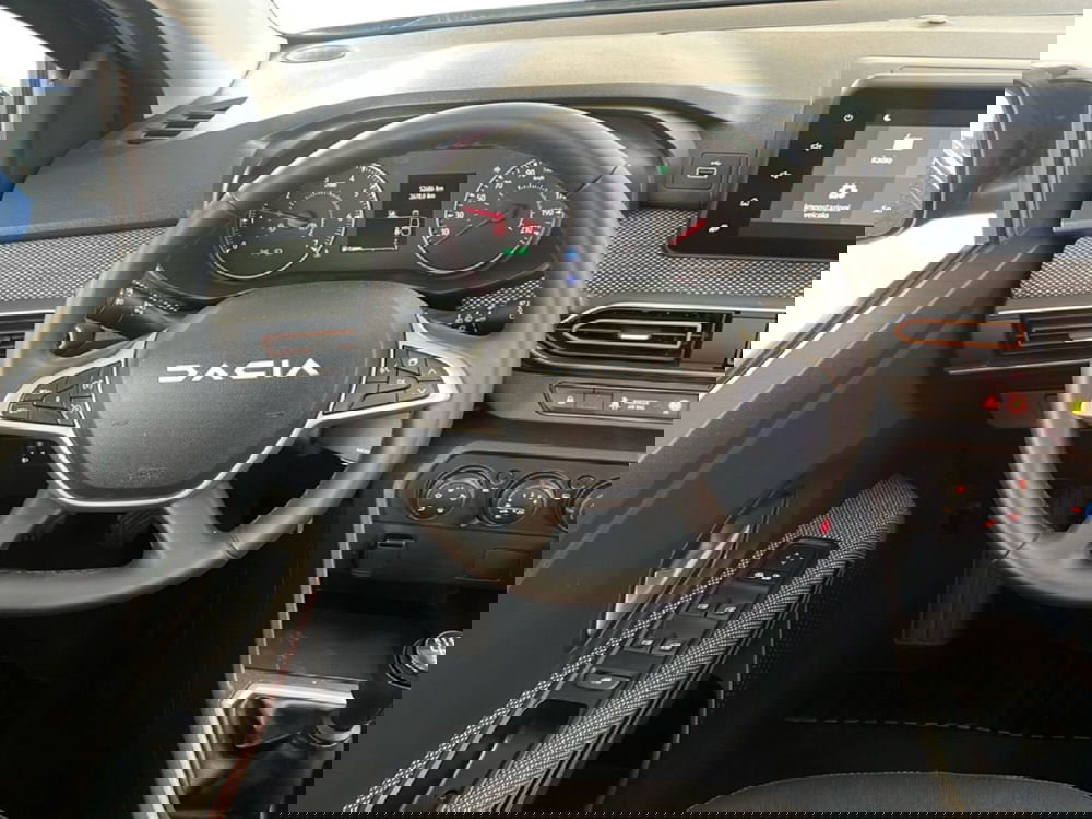 Dacia Sandero usata a Roma (12)