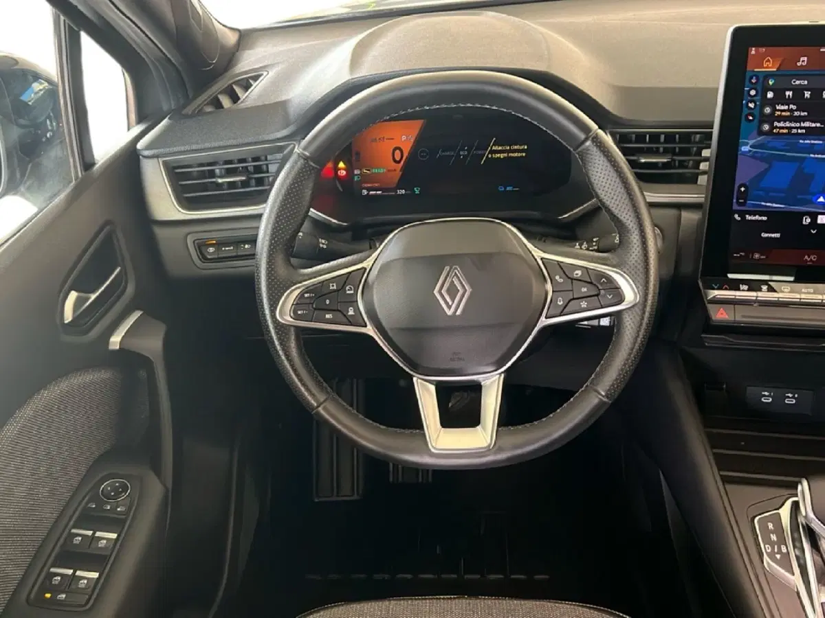 Renault Symbioz usata a Roma (12)