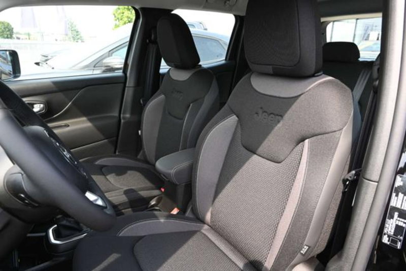 Jeep Renegade nuova a Torino (12)