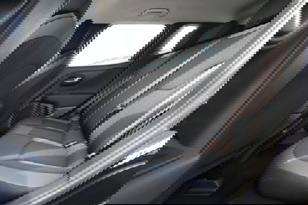 Jeep Renegade nuova a Torino (13)