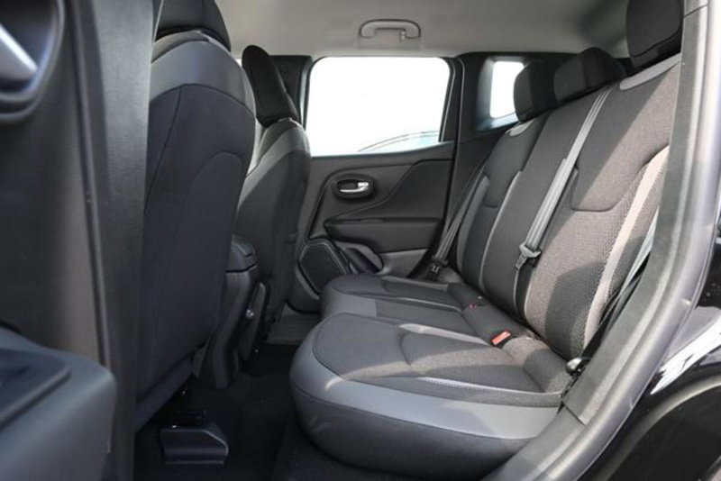 Jeep Renegade nuova a Torino (13)