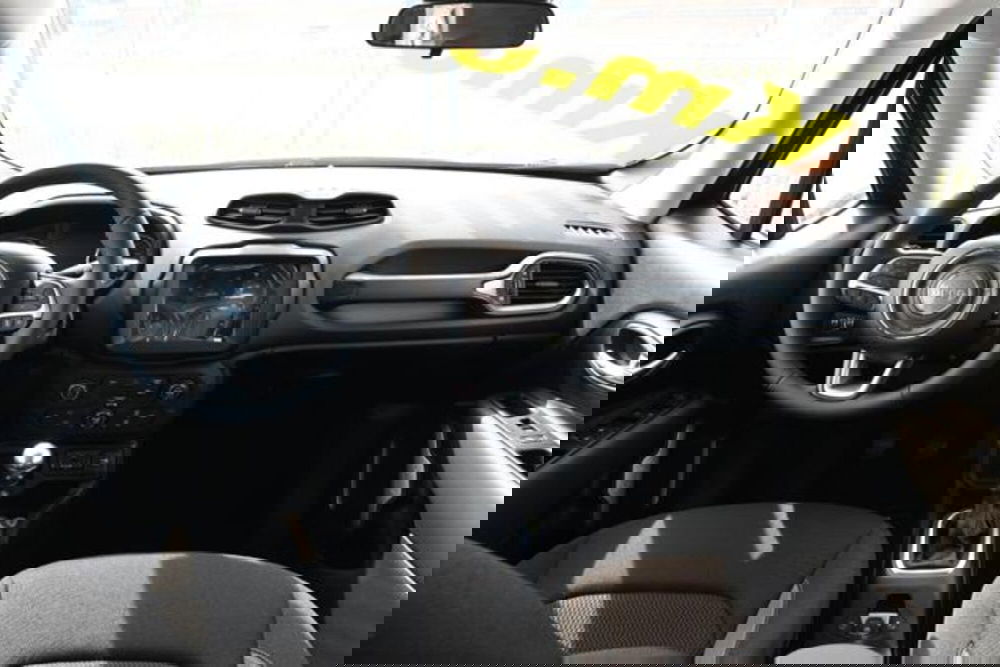 Jeep Renegade nuova a Torino (9)