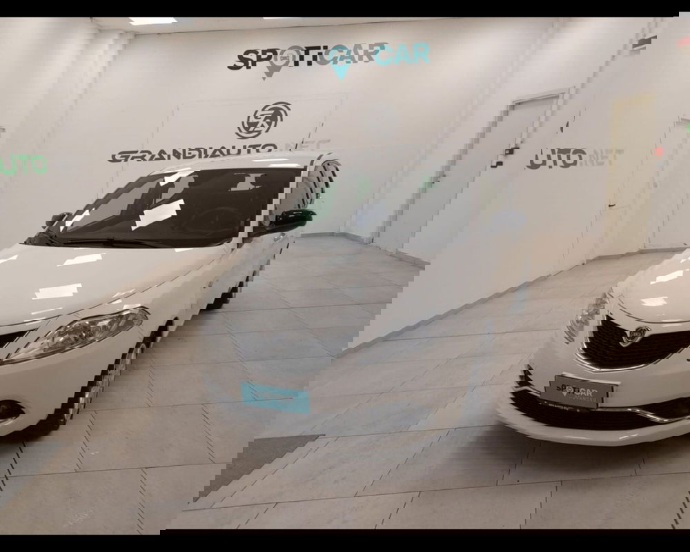 Lancia Ypsilon usata a Alessandria