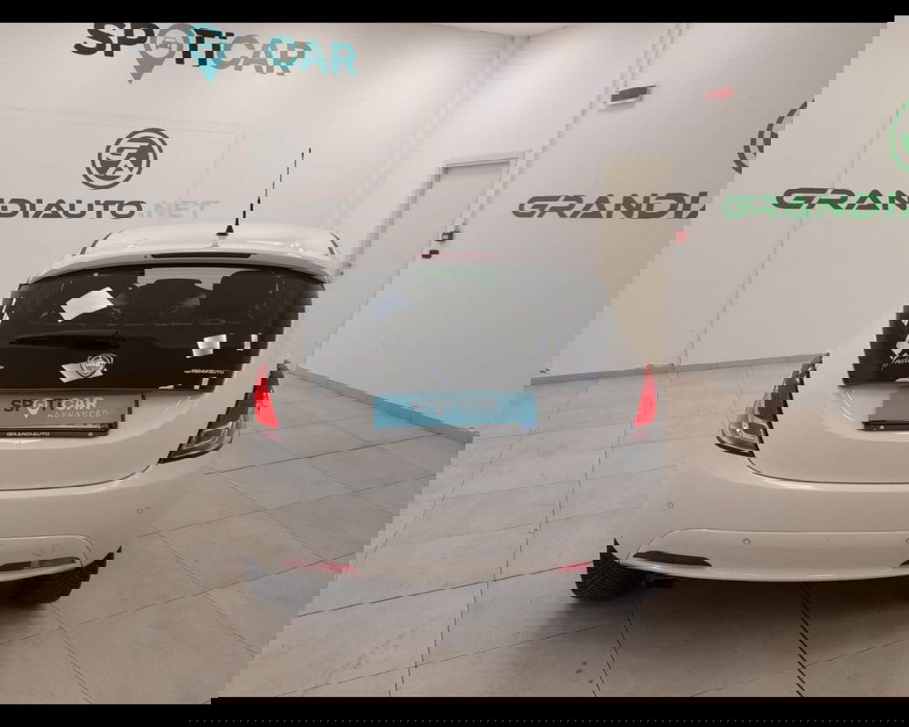 Lancia Ypsilon usata a Alessandria (5)