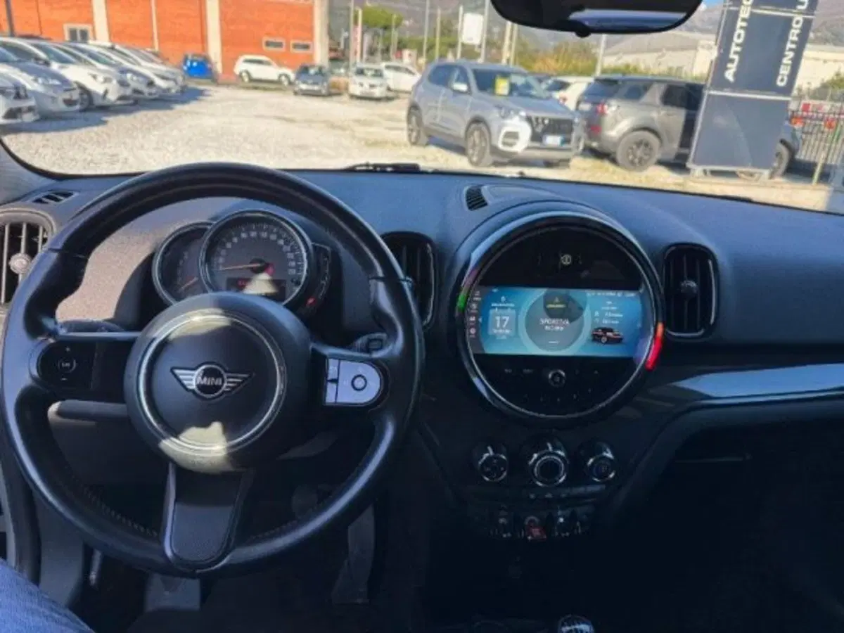 MINI Mini Countryman usata a Massa-Carrara (8)