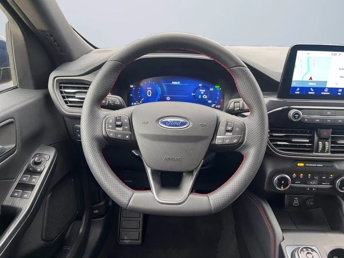 Ford Kuga usata a Milano (12)