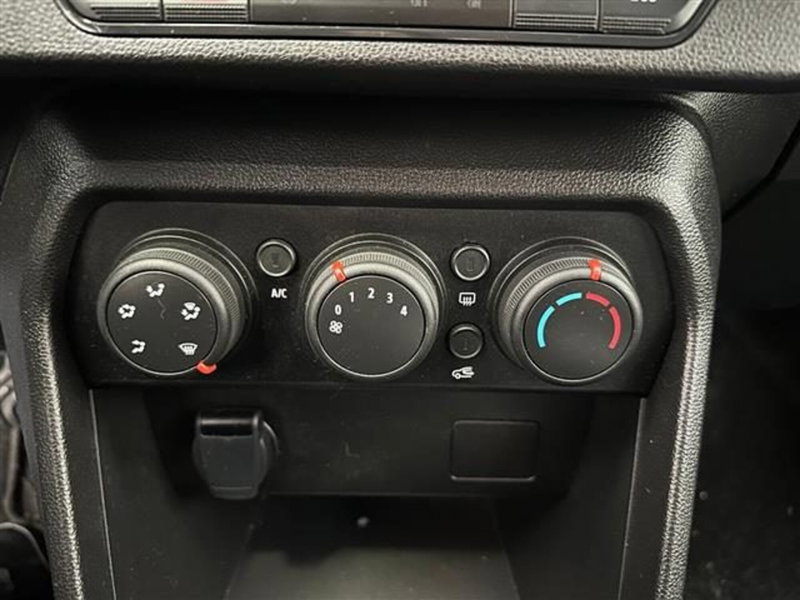 Dacia Jogger usata a Siena (16)