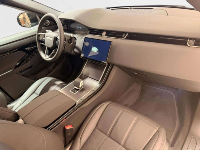 Land Rover Range Rover Evoque nuova a Siena (9)