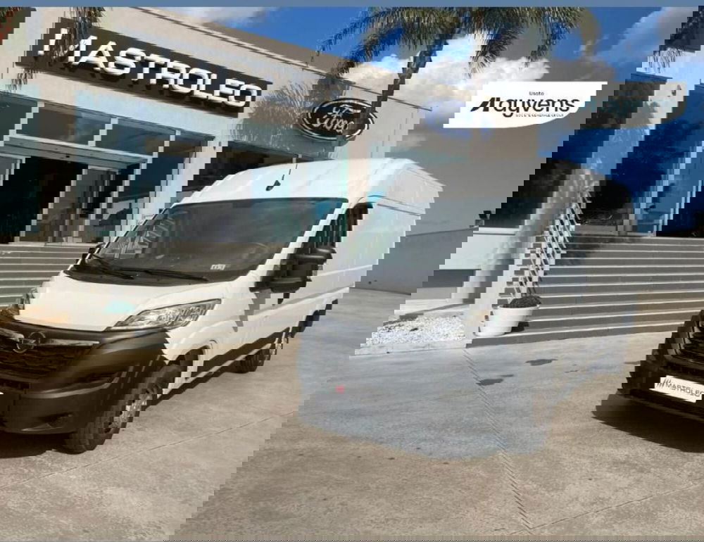 Opel Movano Furgone usata a Lecce