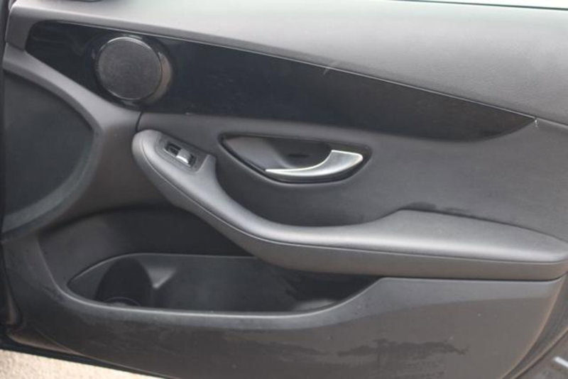 Mercedes-Benz Classe C usata a Lecce (8)