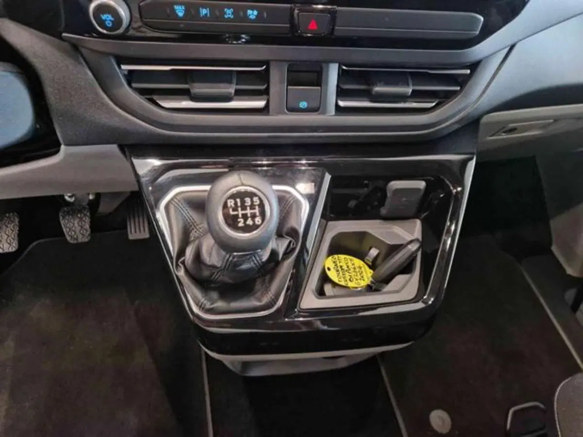 Ford Tourneo Custom usata a Bologna (13)